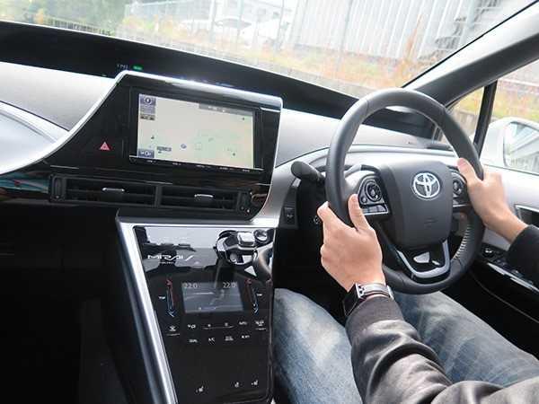 Chữa bệnh vô lăng bị lệch cho xế cưng