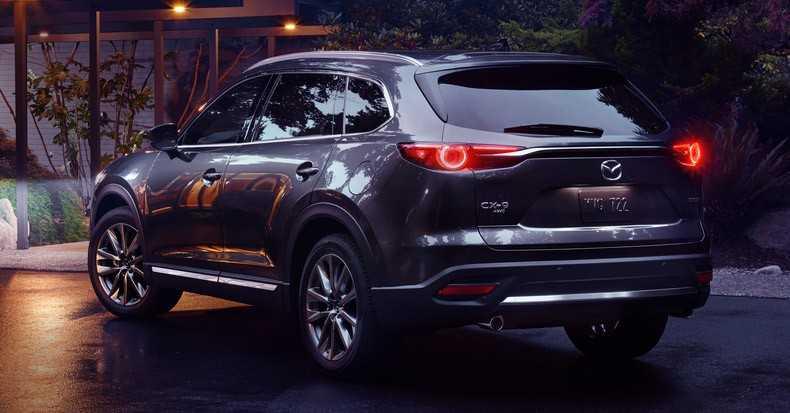 đuôi xe Mazda CX-9 2020