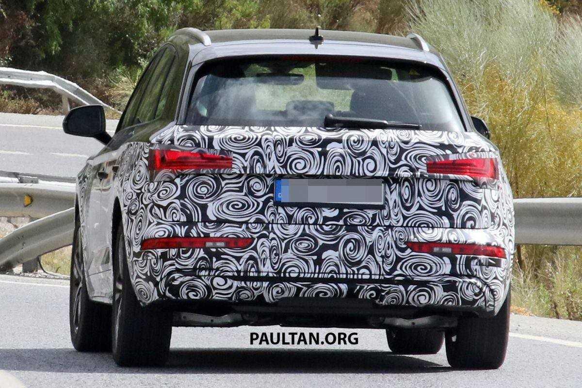 đuôi xe Audi e-tron Sportback.