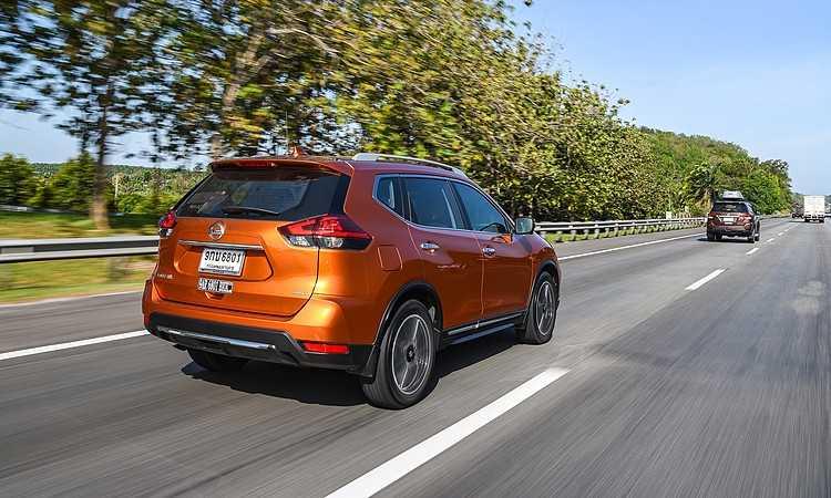 đuôi xe Nissan X-Trail phiên bản mới chào Đông Nam Á