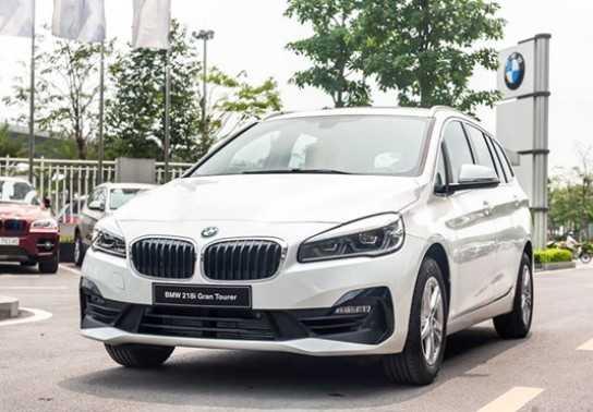 Thêm một dòng xe hạng sang giảm giá gần 300 triệu đồng