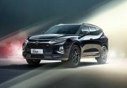 Lộ diện hình ảnh nội thất SUV 7 chỗ Chevrolet Blazer 2021