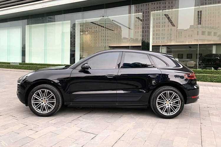 thân xe Porsche Macan