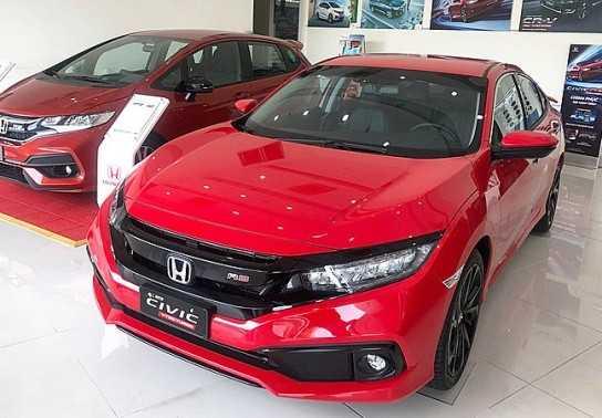 Đẩy hàng tồn Honda Civic giảm giá sâu lên đến hàng trăm triệu triệu đồng