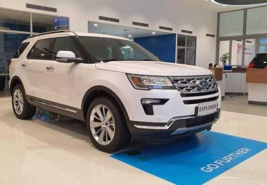 Đại lý “sổ” Ford Explorer tồn kho giảm gần nửa tỷ đồng, giá hời chỉ 1,8 tỷ đồng
