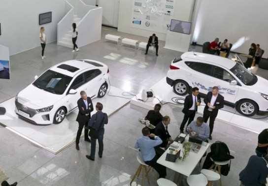 Hyundai lần đầu mạnh tay trợ giá xe nhằm san sẻ gánh nặng trên vai khách hàng vì COVID-19