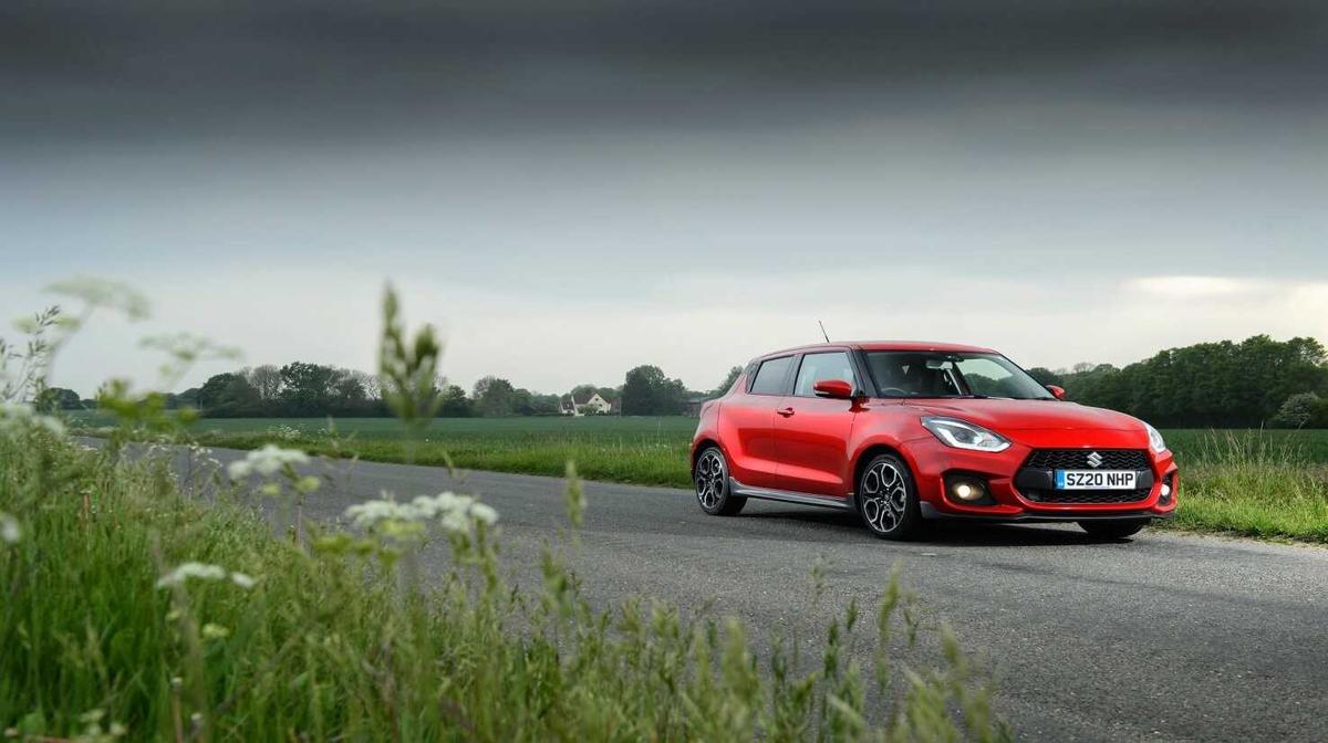 thân xe Suzuki Swift Sport 2020