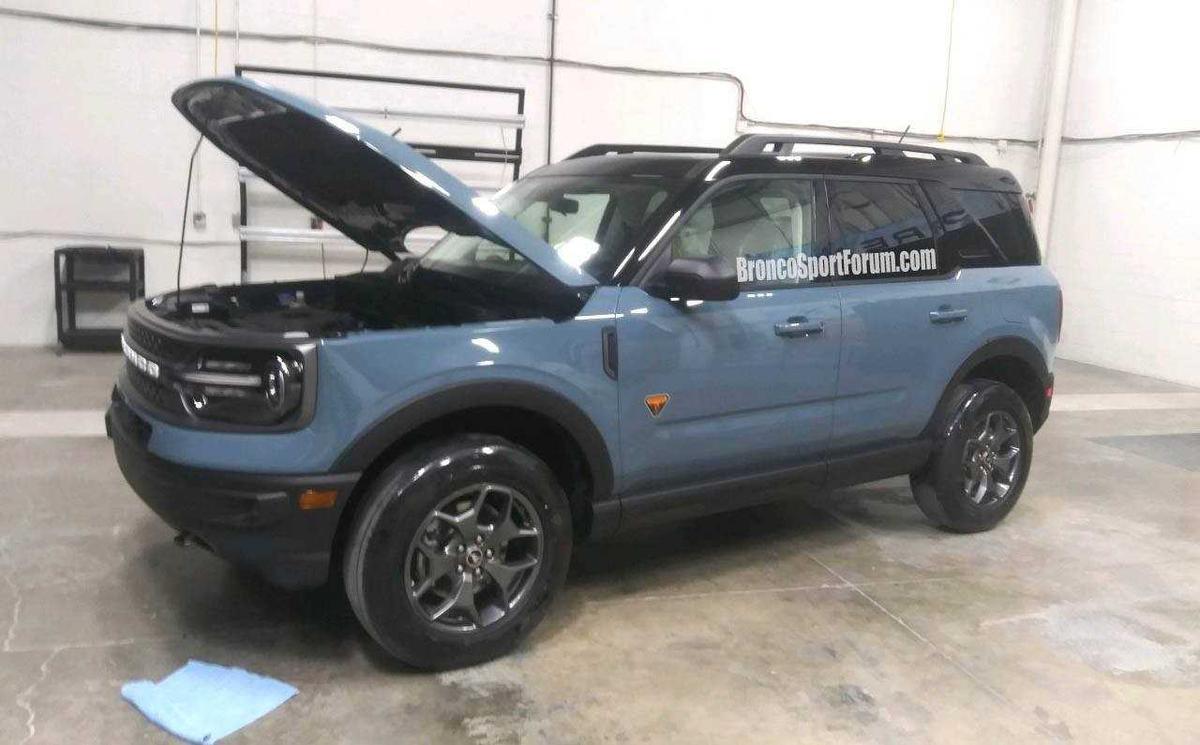 Với giá dự kiến 25.000 USD Ford Bronco Sport 2021 đã lộ diện