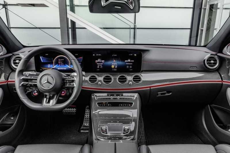 Nội thất Mercedes-AMG E53 2021