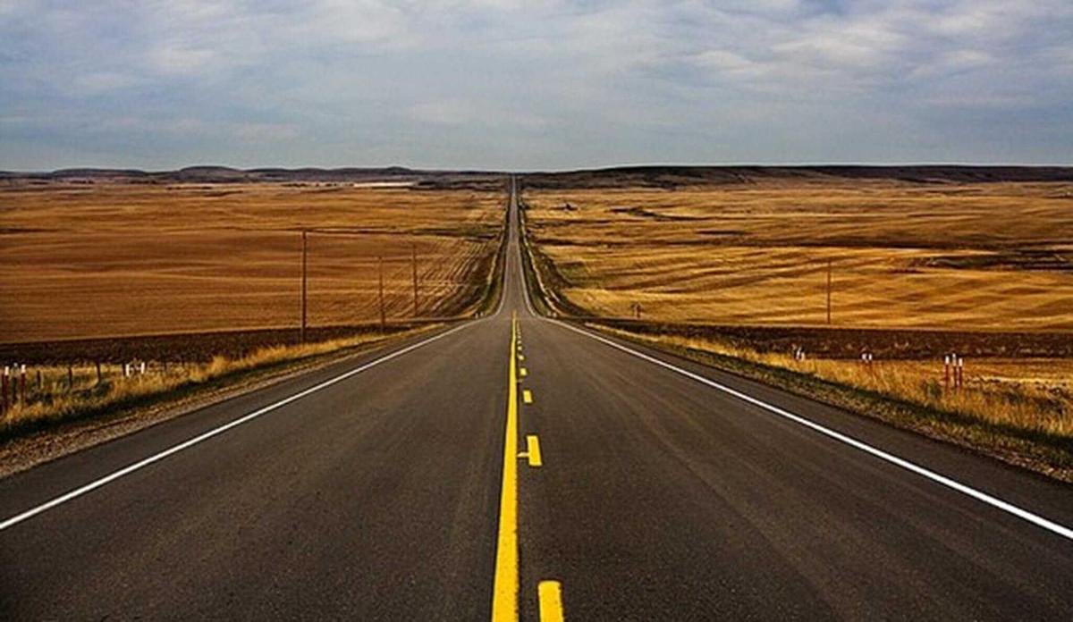 vạch vàng đôi một đứt, một liền