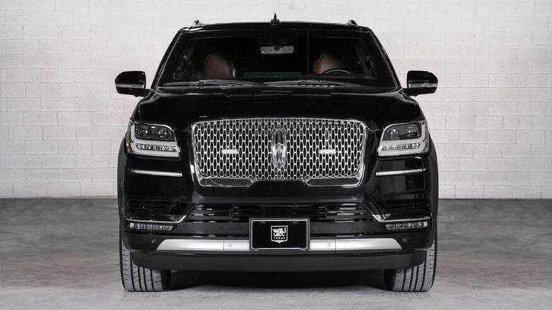 Lincoln Navigator L 2020 nâng cấp thành phương tiện cho yếu nhân, giá hấp dẫn từ 3,6 tỷ VNĐ