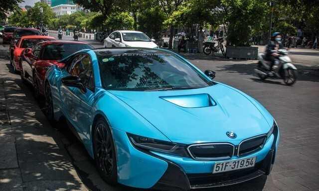  BMW i8