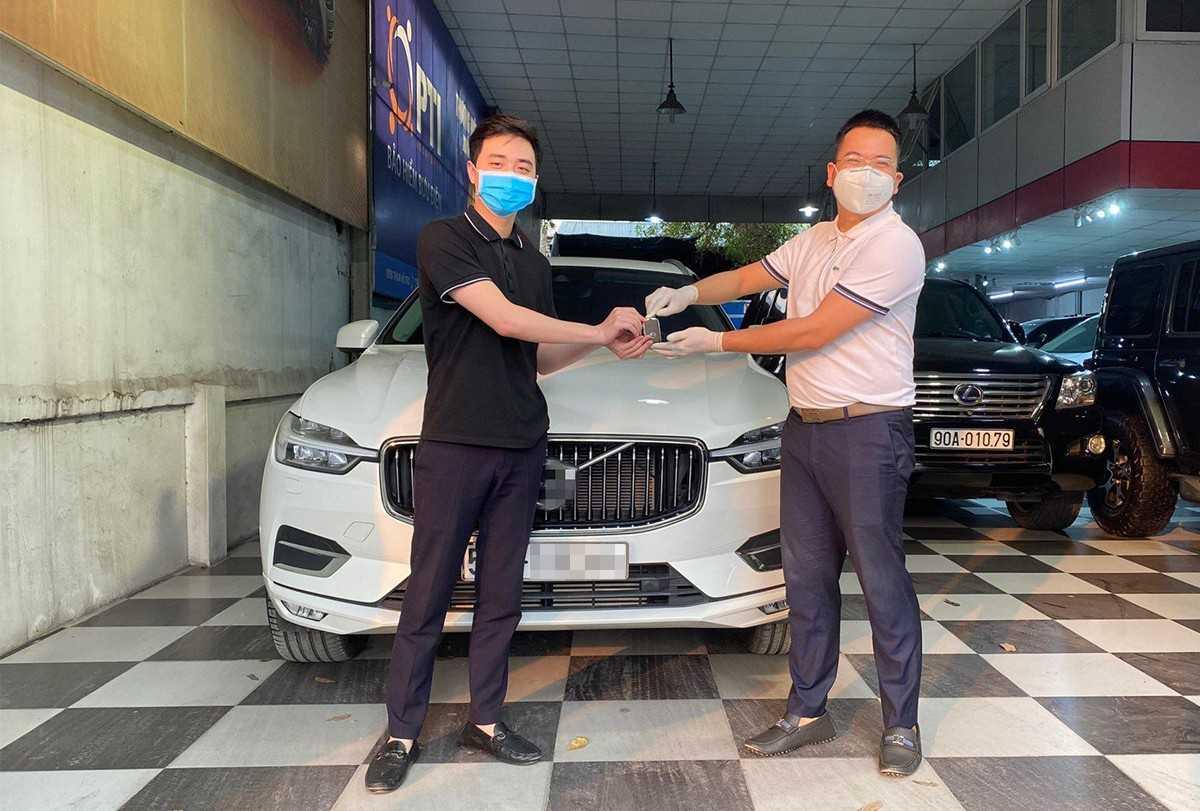 Giao xe tại nhà trong mùa dịch.