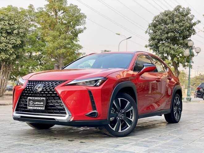 Chiếc Lexus UX 200 duy nhất tại Việt Nam.