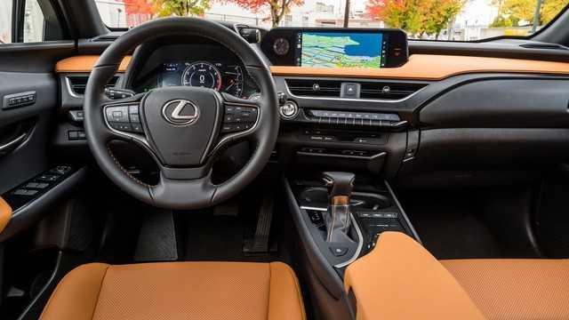 nội thất Lexus UX 200