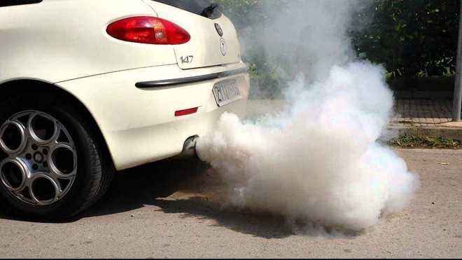 Xe xì nhiều khói