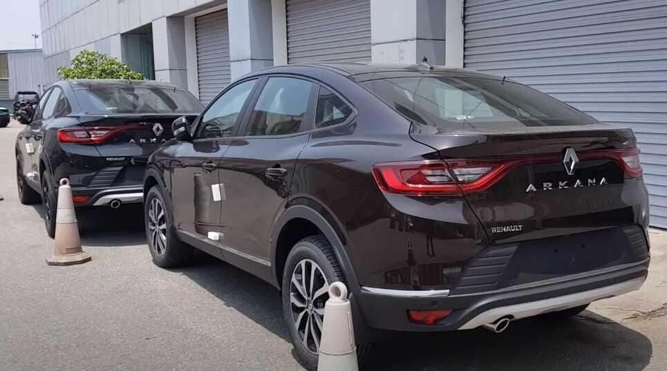 đuôi xe Renaulte Arkana 2020