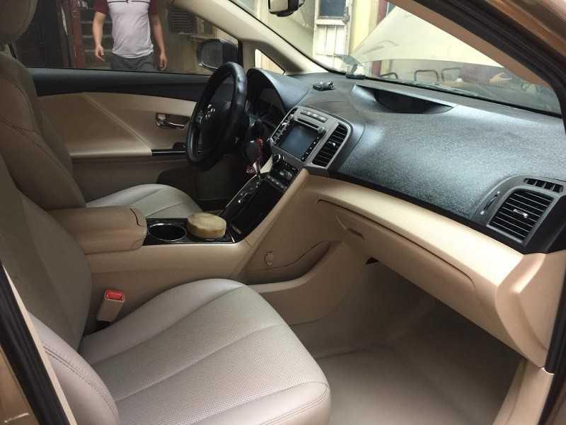 Vệ sinh nội thất sạch sẽ