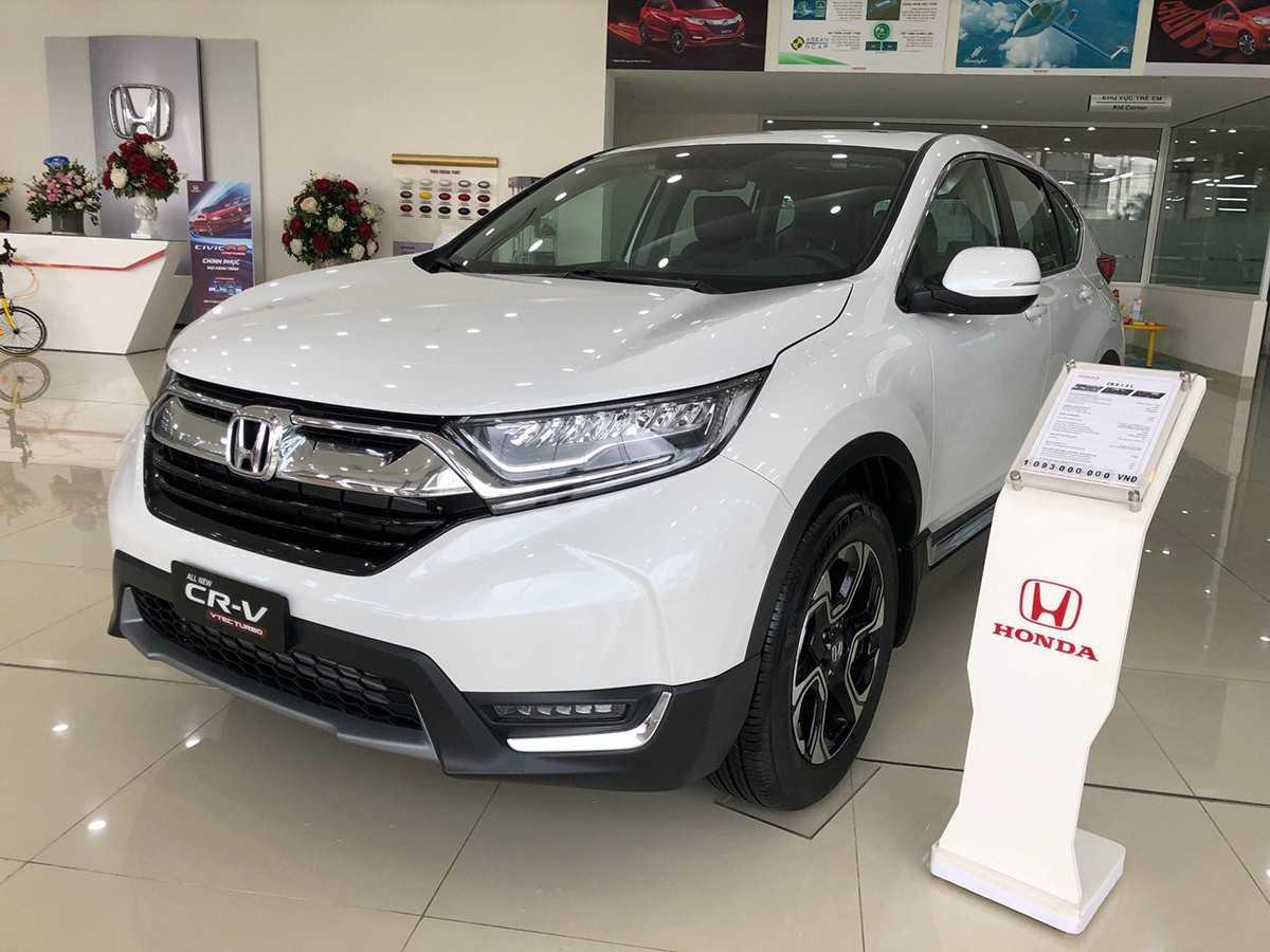 Honda giảm giá kịch sàn hơn 100 triệu đồng đẩy hàng tồn CR-V