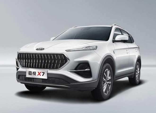 Ra mắt SUV X7 phiên bản “ Made in China”