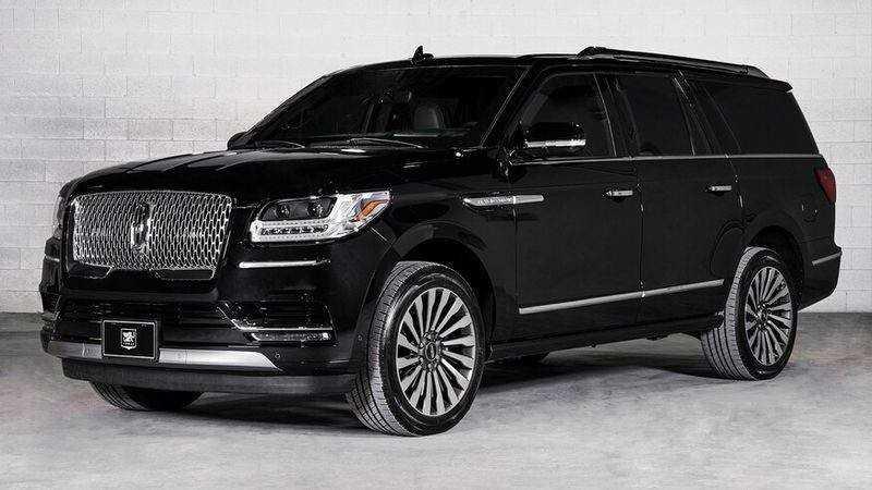 thân xe Lincoln Navigator L 2020 