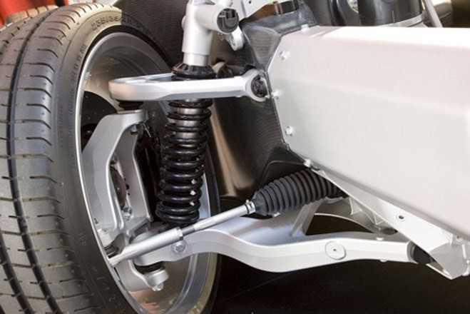 Vô lăng bị rung lắc