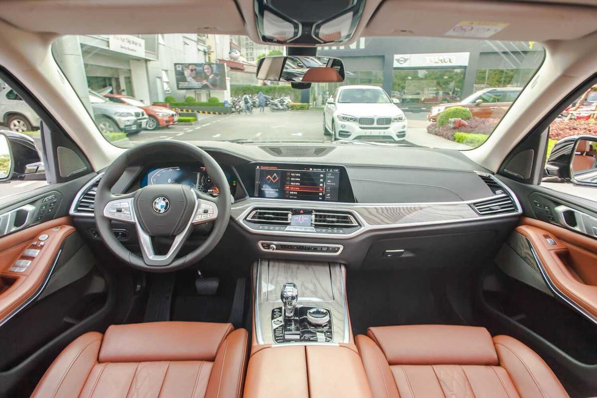 nội thất BMW X7
