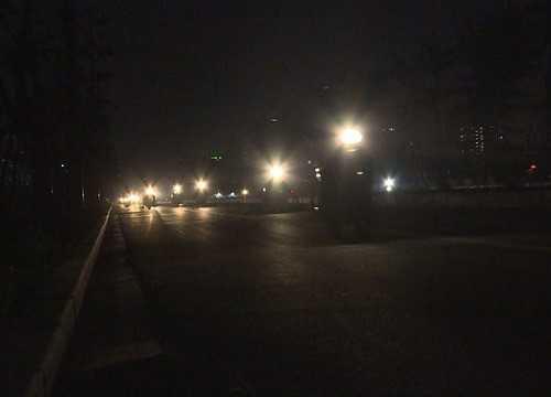 Sử dụng đèn chiếu xa hợp lý