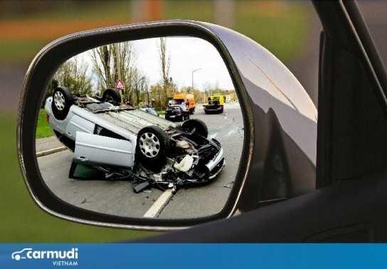 Kinh nghiệm giảm thiểu thiệt hại khi không thể tránh được tai nạn giao thông