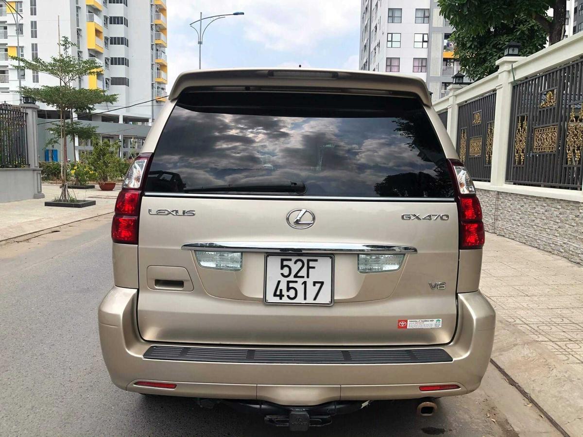 đuôi xe Lexus GX470