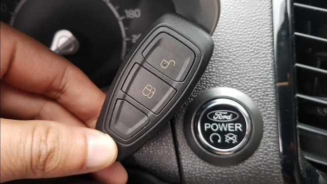 Khởi động xe như thế nào là đúng cách?