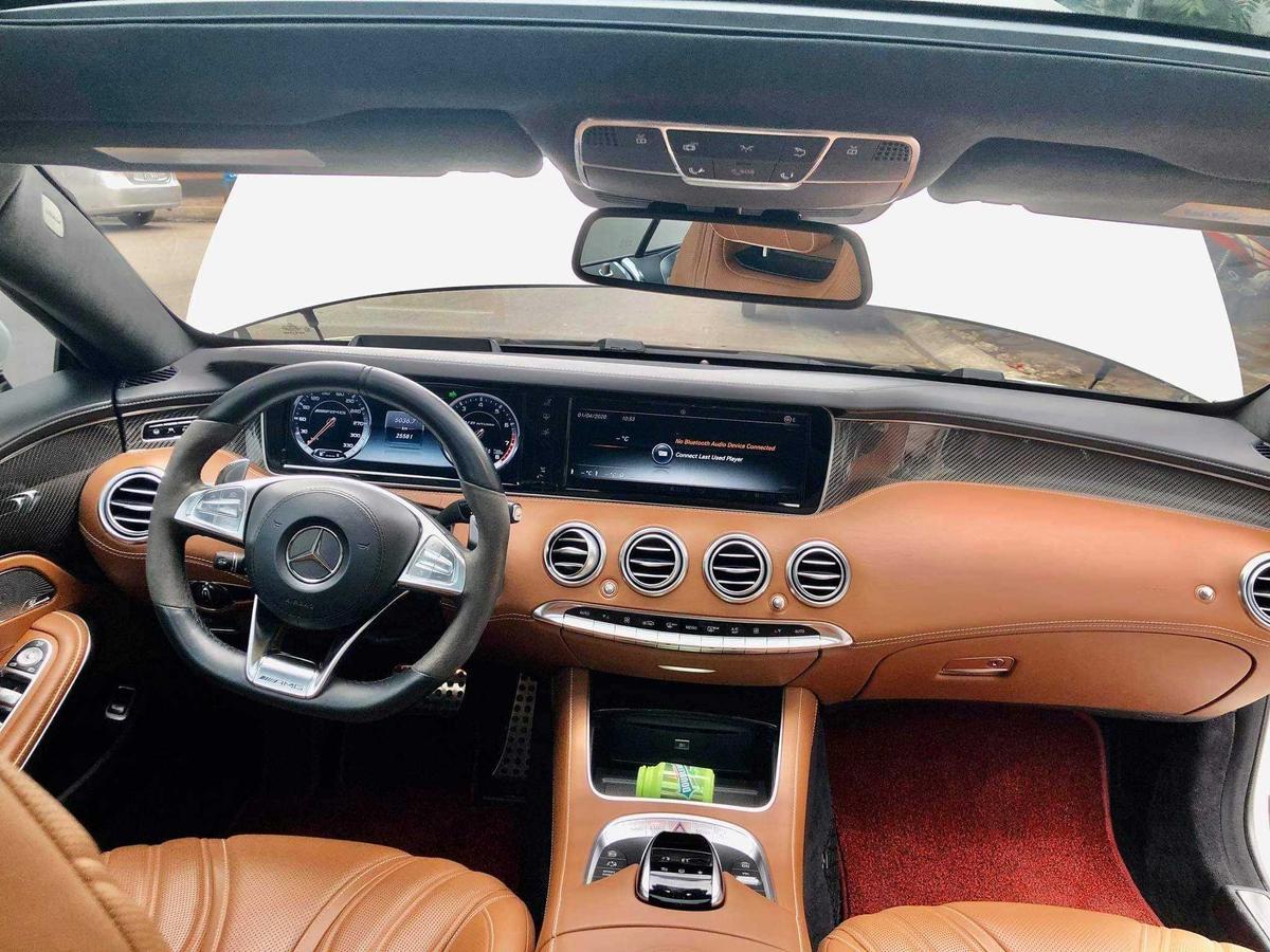 nội thất Mercedes-AMG S63 Coupe