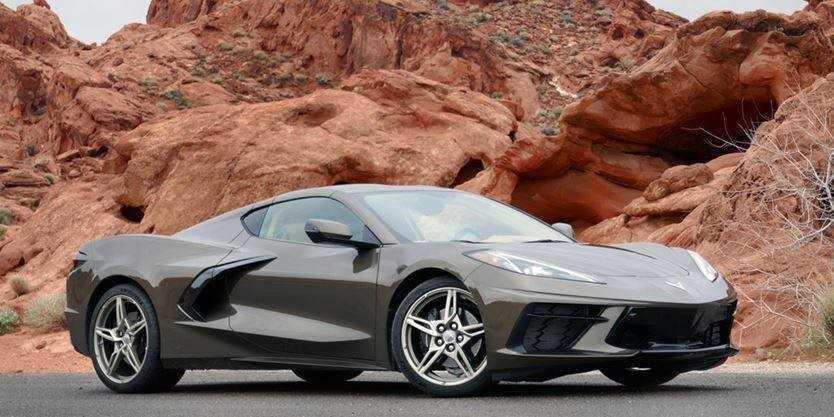 Chevrolet Corvette C8 2020 có giá bán khởi điểm từ 60.000 USD