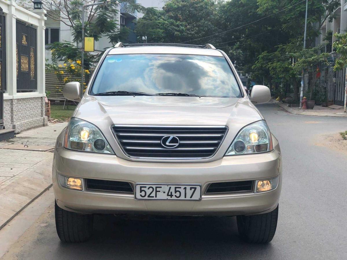 Lexus GX470 sử dụng 12 năm chào giá ngang hơi Toyota Fortuner 2020