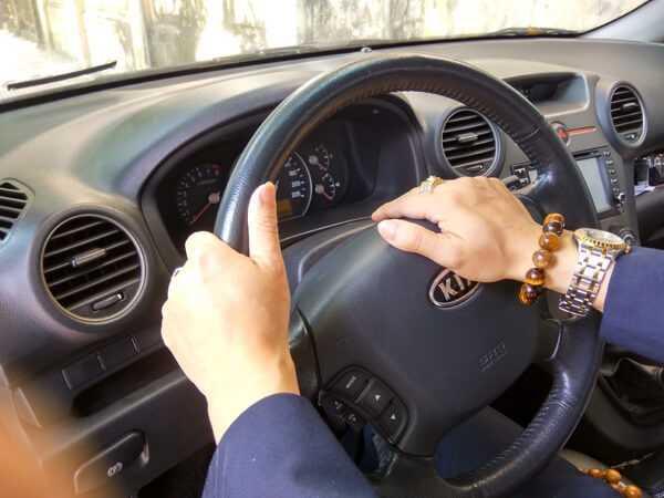 Bấm còi vô tội vạ