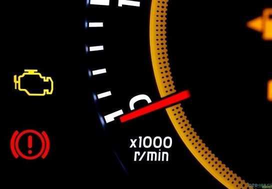 Top 10 nguyên nhân khiến đèn báo lỗi động cơ của ô tô phát sáng