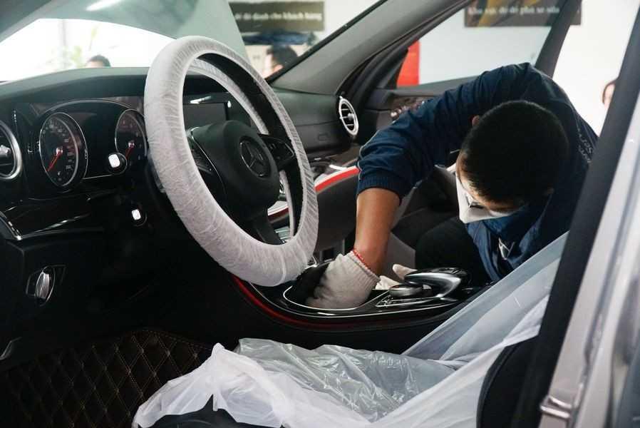 Bí quyết vệ sinh hệ thống điều hòa và khử khuẩn khoang lái đúng chuẩn