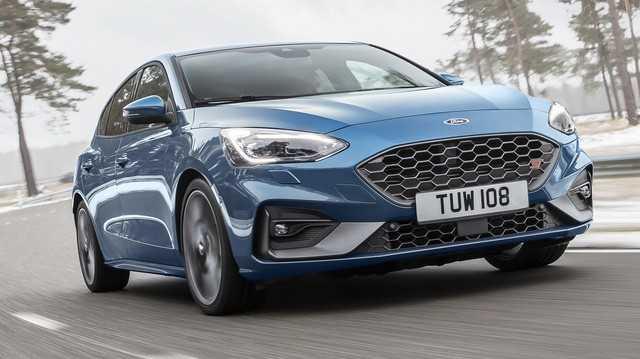 Ford Focus RS gây tiếc nuối: chưa kịp ra đời đã bị khai tử