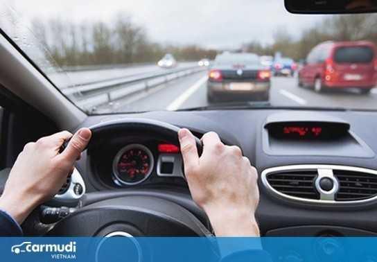 Kỹ năng xử lý khi xe ô tô mất lái