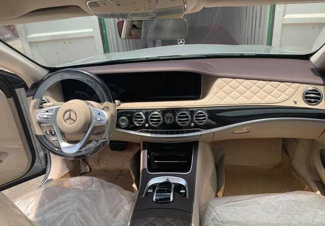 MERCEDES- MAYBACH S 560