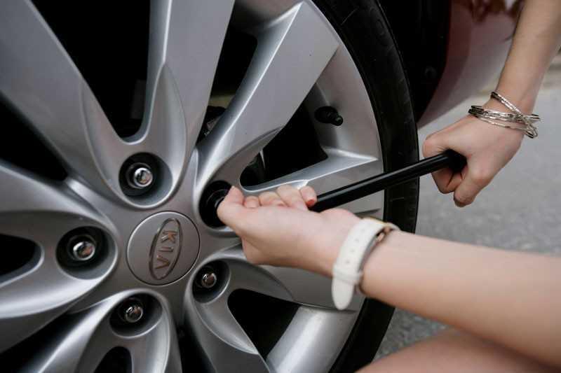 Lốp của một chiếc xe bán tải có thể đạt trên 60 độ C sau khi chạy 50 km dưới trời nắng