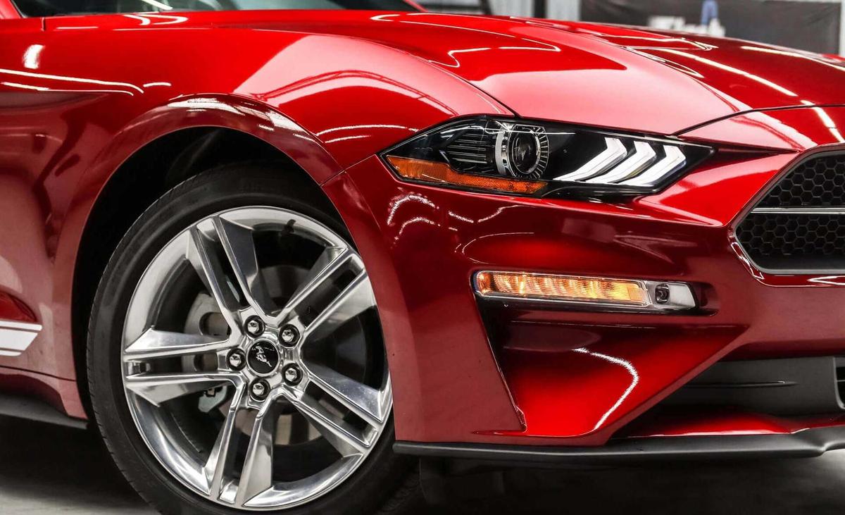 Ford Mustang 2020 độc đáo vừa về nước mang một chi tiết dễ gây nhầm lẫn - Ảnh 3