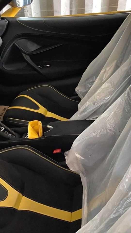 hàng ghế McLaren 720S Spider