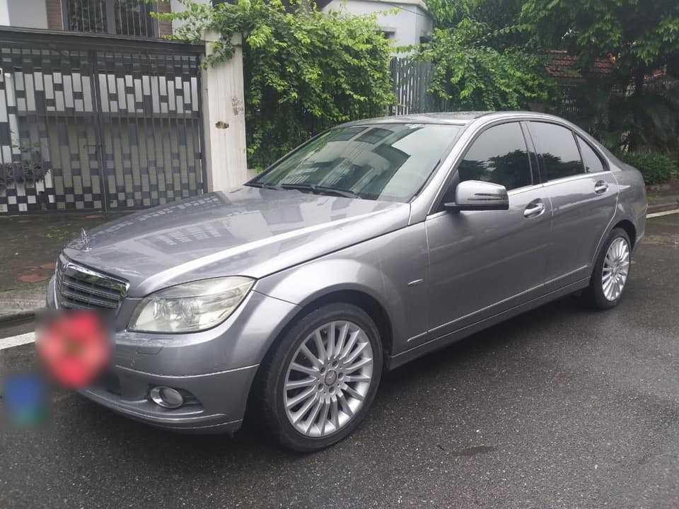 Mercedes-Benz C 250 mất giá mạnh mẽ, chỉ ngang VinFast Fadil