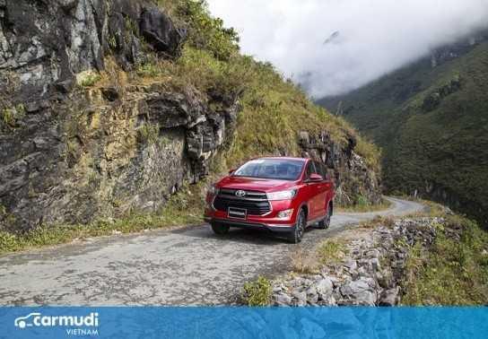 Nguy cơ tai nạn đến từ thói quen rà phanh liên tục khi đổ đèo