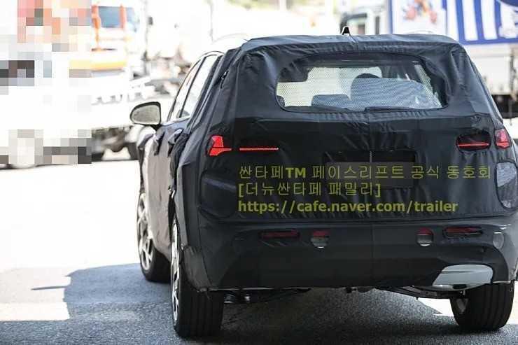 Rò rỉ hình ảnh cụm điều khiển của Hyundai Santa Fe : lên đời nhưng vẫn giữ yếu tố truyền thống