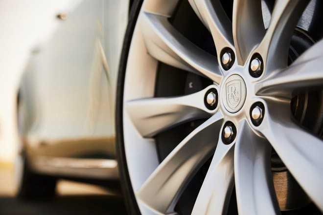 Tesla Model S Shooting Brake