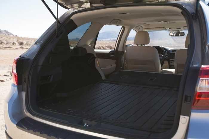 Khoang hành lý Subaru Outback 2020