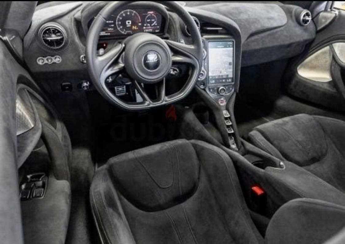 Nội thất siêu xe McLaren 720S