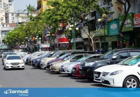 Những lỗi dừng, đỗ xe phổ biến nhất của người lái ô tô